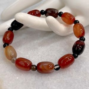 Red and Black Agate Stretch Bracelet